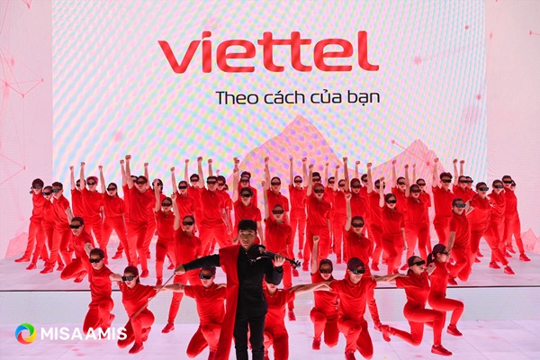 Van hoa Viettel luon huong toi su thay doi va sang tao