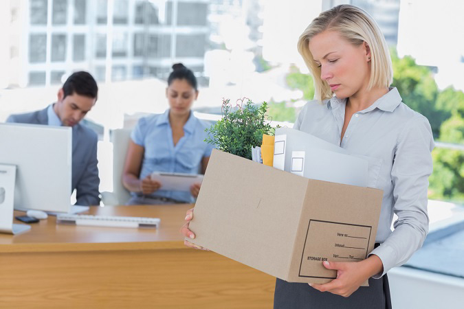 Trường hợp người sử dụng lao động có quyền đơn phương chấm dứt hợp đồng lao động mà không cần báo trước