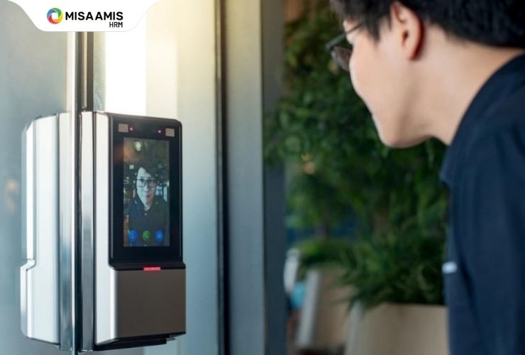 chấm công khuôn mặt là gì
