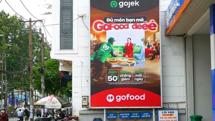 Biển quảng cáo biết nói của Gojek - Nguồn: Internet