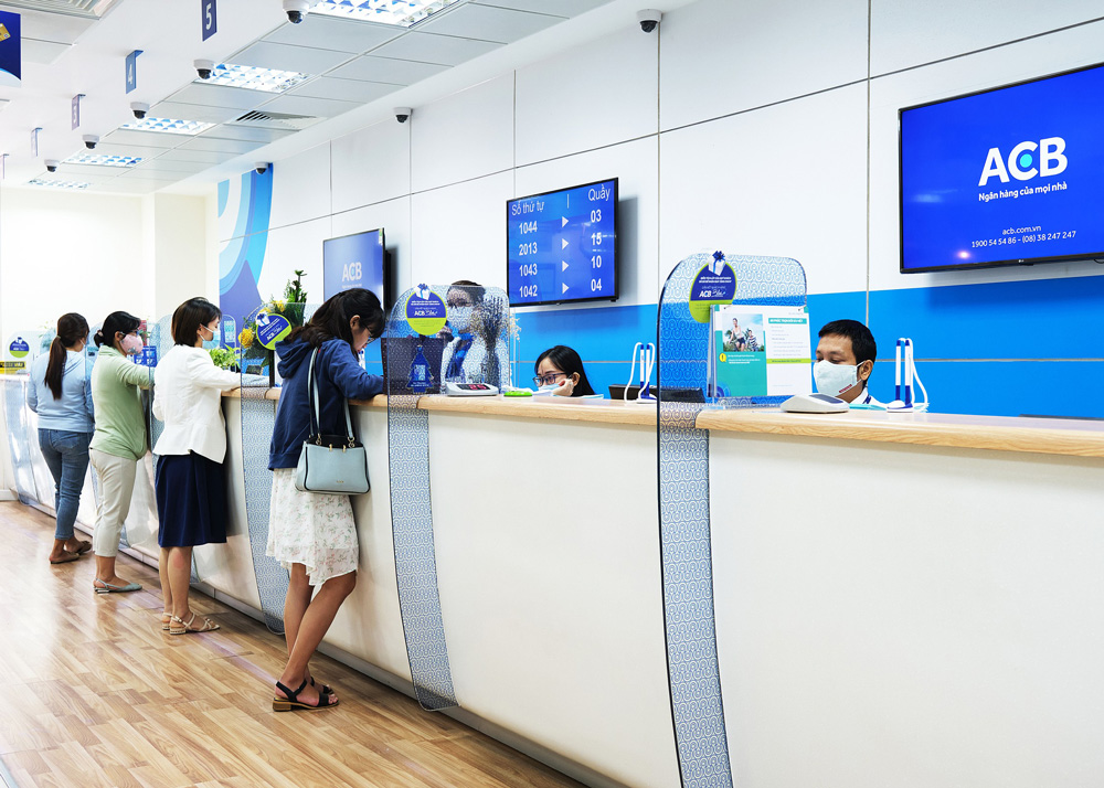 Người lao động làm sao kê lương tại quầy giao dịch