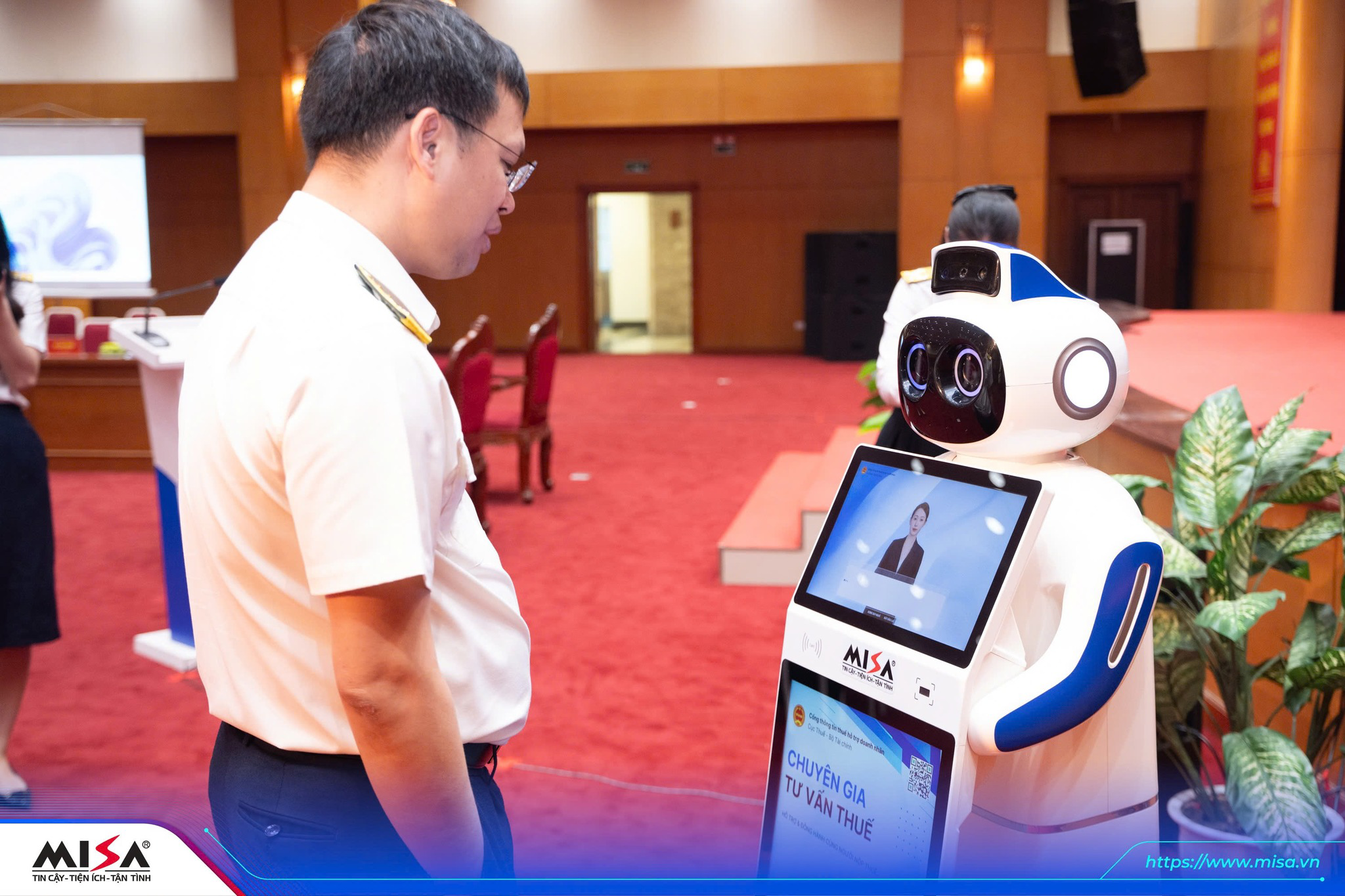 Robot MISA
